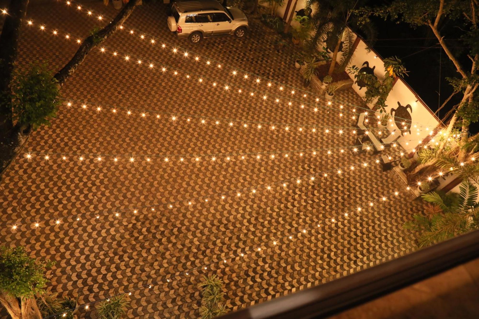 Crystal Wave Holiday Resort Polhena Matara Dış mekan fotoğraf