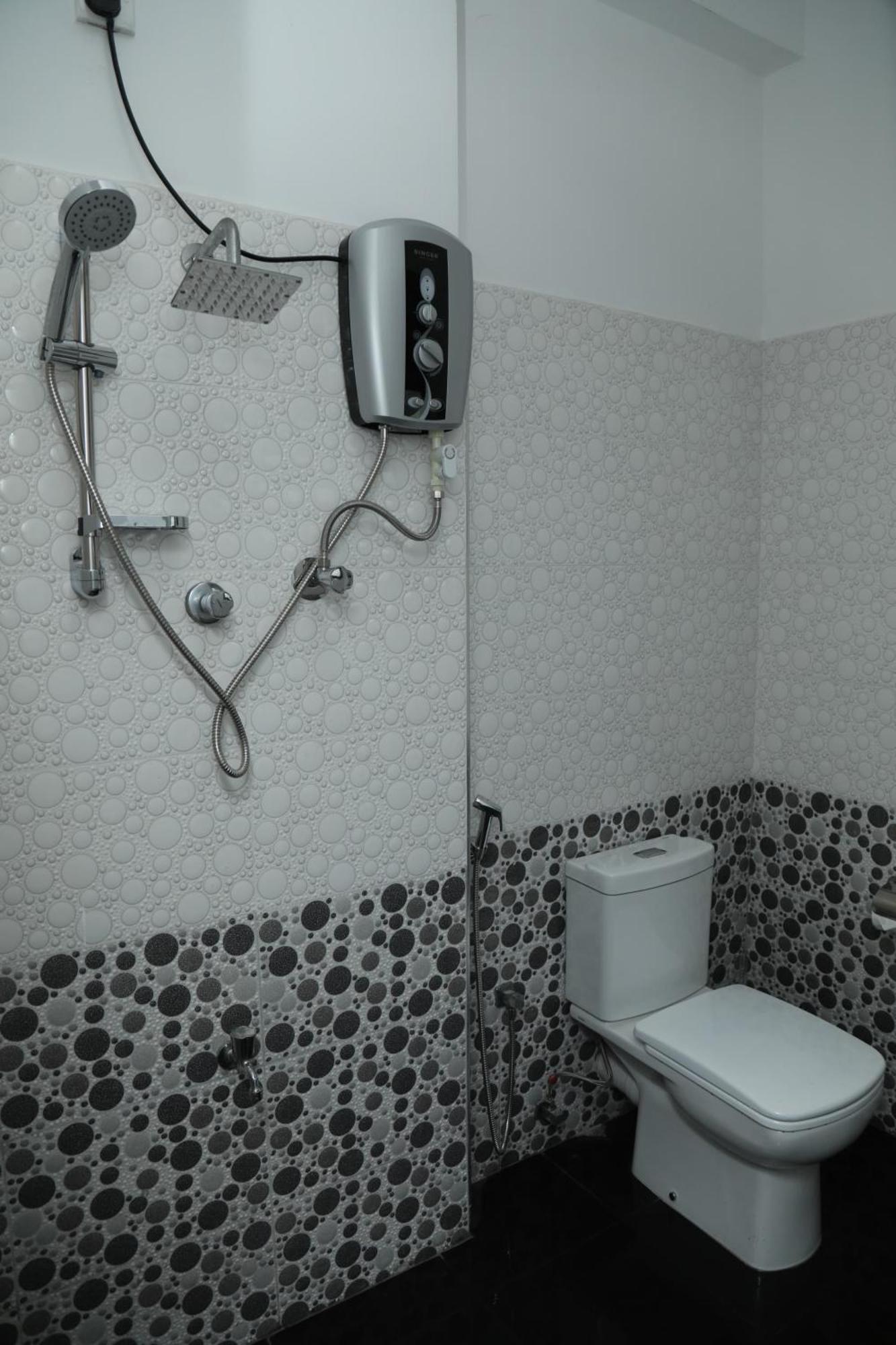 Crystal Wave Holiday Resort Polhena Matara Dış mekan fotoğraf